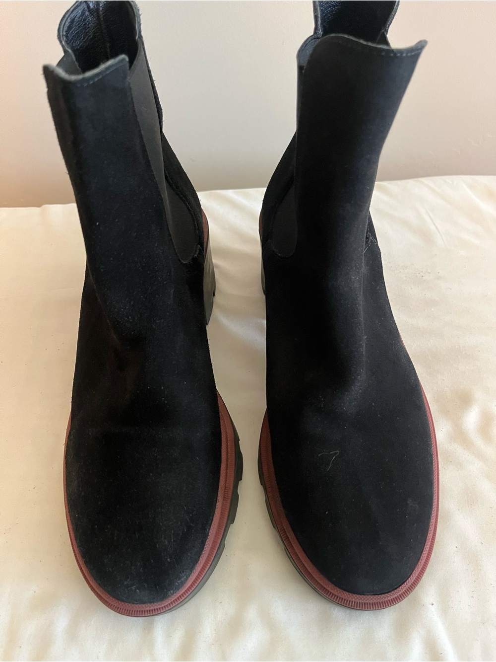 Antonio de faria Black Suede Chelsea Boots with Red-Brown Trim
